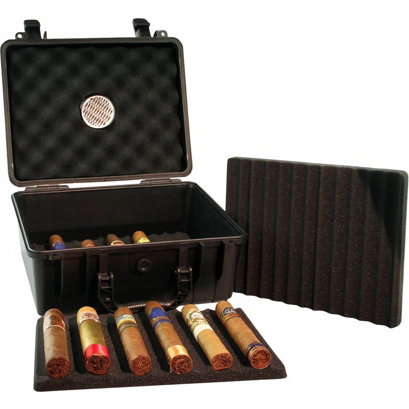 Umidor de Viagem para 40 Charutos com Esponja Umidificadora - Mercado de Luxo - O Maior E-Commerce de Bens, Produtos e Serviços de Luxo do Brasil.