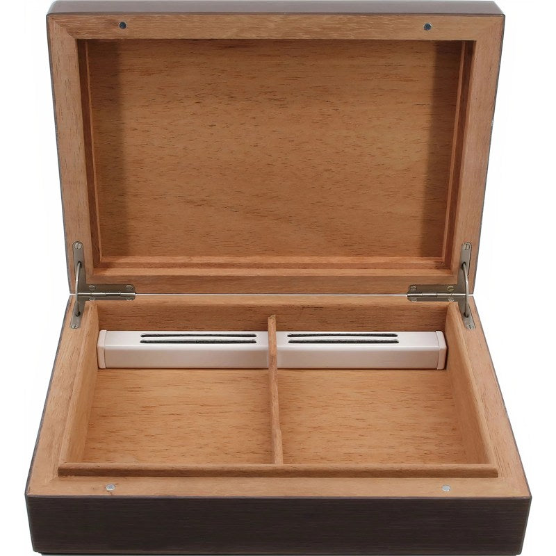 Umidor Gloss 20 - Mercado de Luxo - O Maior E-Commerce de Bens, Produtos e Serviços de Luxo do Brasil.