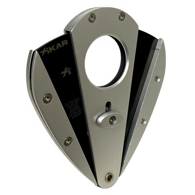 Cortador  XI1 Cutter Silver com Lâminas Pretas - Mercado de Luxo - O Maior E-Commerce de Bens, Produtos e Serviços de Luxo do Brasil.