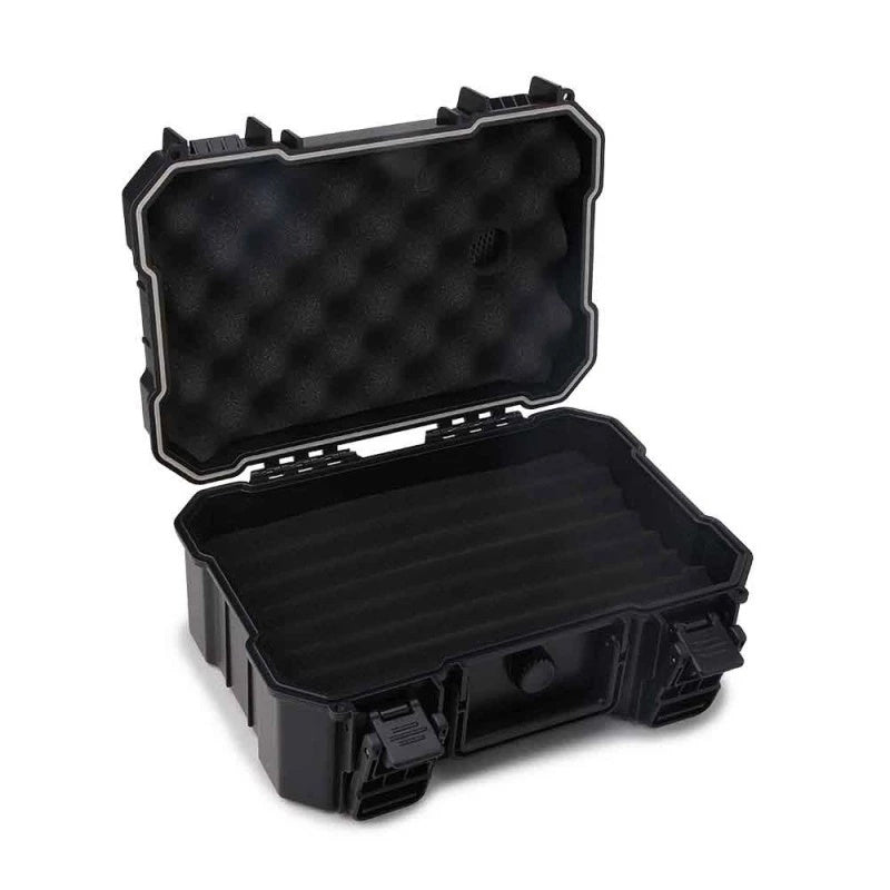 Umidor de Viagem (ABS) para 50 Charutos - Preto - Mercado de Luxo - O Maior E-Commerce de Bens, Produtos e Serviços de Luxo do Brasil.