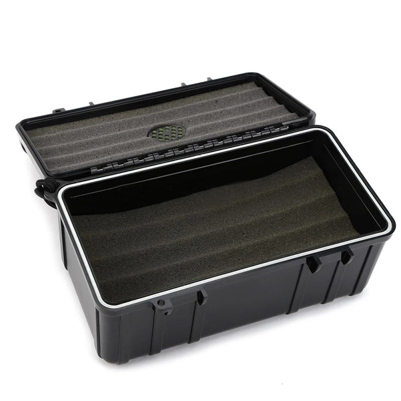 Umidor de Viagem para 15 Charutos - Preto - Mercado de Luxo - O Maior E-Commerce de Bens, Produtos e Serviços de Luxo do Brasil.