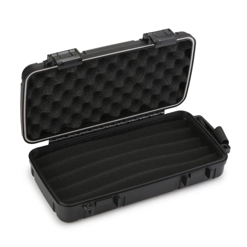 Umidor de Viagem para 5 Charutos - Preto - Mercado de Luxo - O Maior E-Commerce de Bens, Produtos e Serviços de Luxo do Brasil.