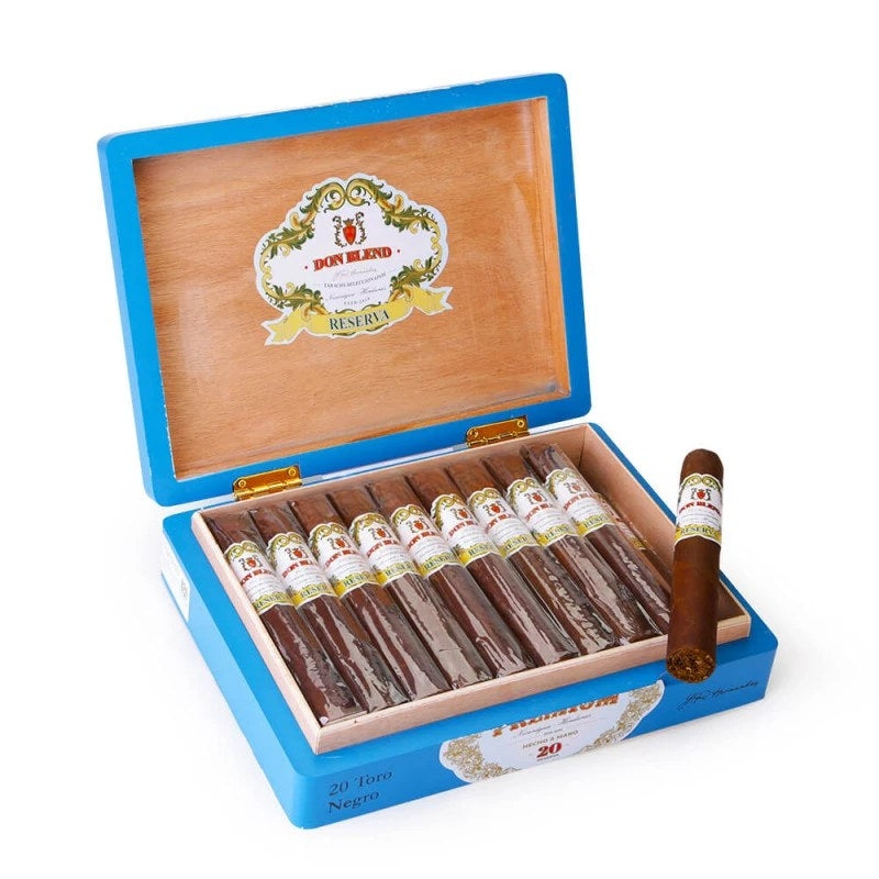 Charuto Reserva Nicaragua Toro Negro - Caixa com 20 - Mercado de Luxo - O Maior E-Commerce de Bens, Produtos e Serviços de Luxo do Brasil.