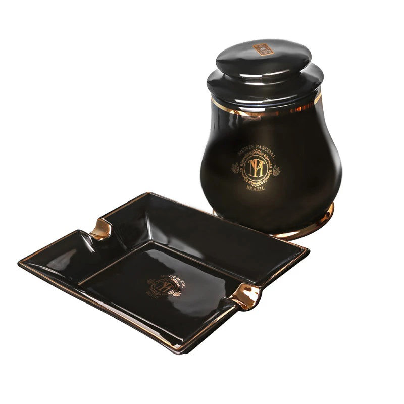 Kit Cinzeiro e Charuto Divinos - Jarra com 19 - Mercado de Luxo - O Maior E-Commerce de Bens, Produtos e Serviços de Luxo do Brasil.