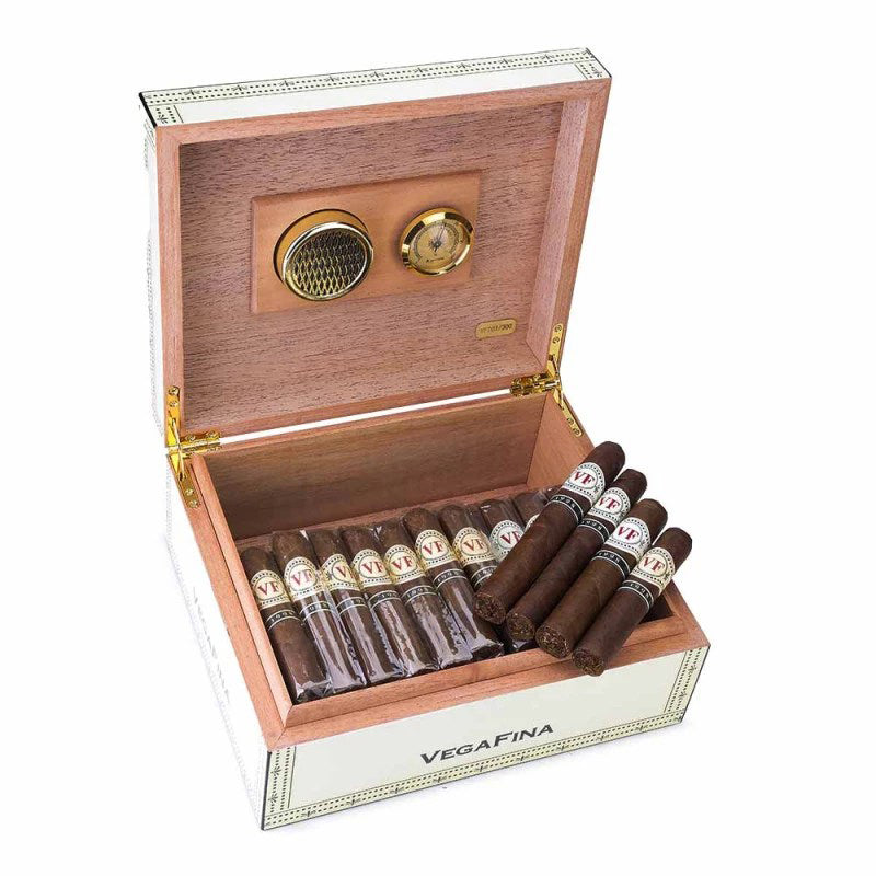 Charuto Seleccion 1998 - Umidor com 40 - Mercado de Luxo - O Maior E-Commerce de Bens, Produtos e Serviços de Luxo do Brasil.