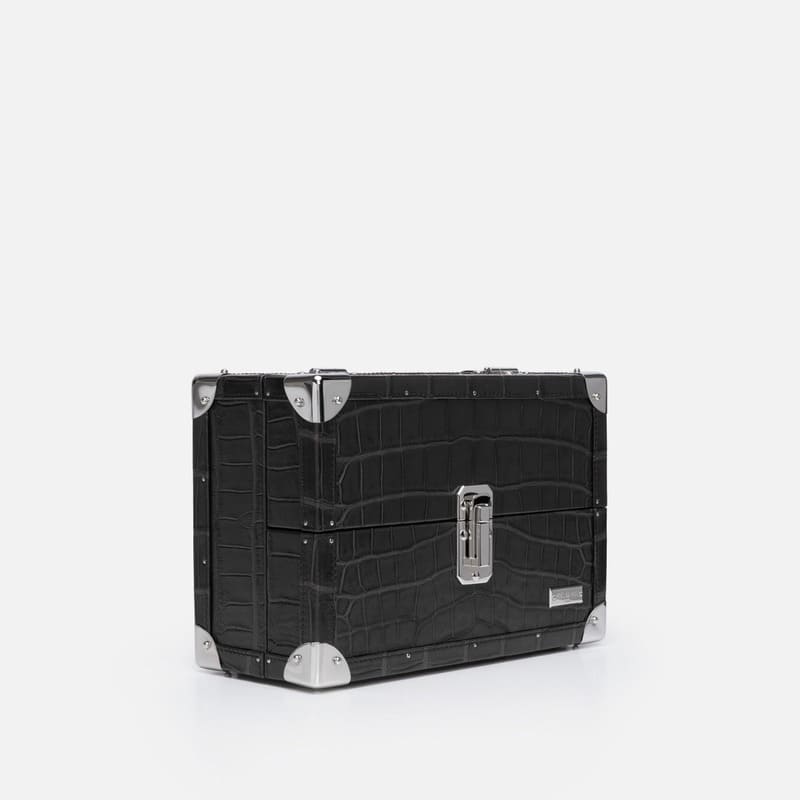 Umidor Cave à Cigares Mini Malle Crocodile Preto - Mercado de Luxo - O Maior E-Commerce de Bens, Produtos e Serviços de Luxo do Brasil.