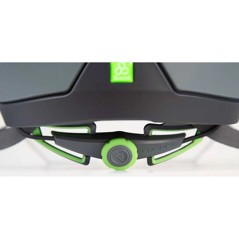 Capacete urbano Speed Pedelec - Mercado de Luxo - O Maior E-Commerce de Bens, Produtos e Serviços de Luxo do Brasil.