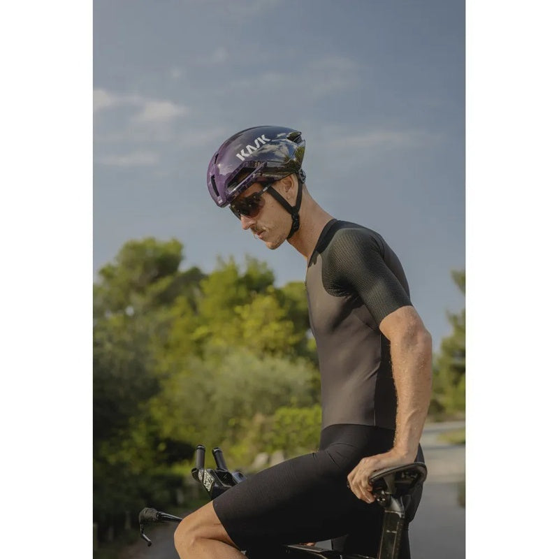 Capacete Nirvana - Mercado de Luxo - O Maior E-Commerce de Bens, Produtos e Serviços de Luxo do Brasil.