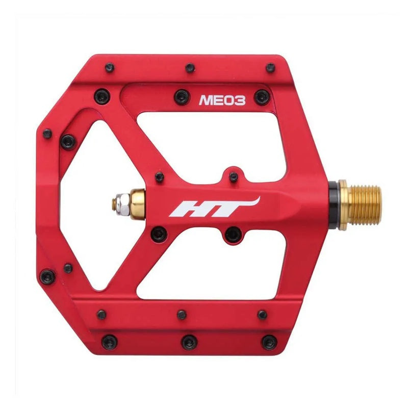 Pedais ME03T - Mercado de Luxo - O Maior E-Commerce de Bens, Produtos e Serviços de Luxo do Brasil.