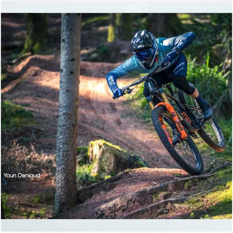 Pedais T2 Titanium Limited Edition - Mercado de Luxo - O Maior E-Commerce de Bens, Produtos e Serviços de Luxo do Brasil.