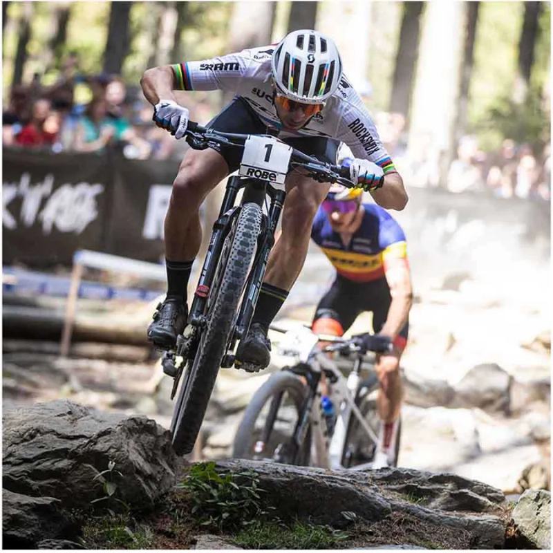 Pedais M2 Titanium Limited Edition - Mercado de Luxo - O Maior E-Commerce de Bens, Produtos e Serviços de Luxo do Brasil.