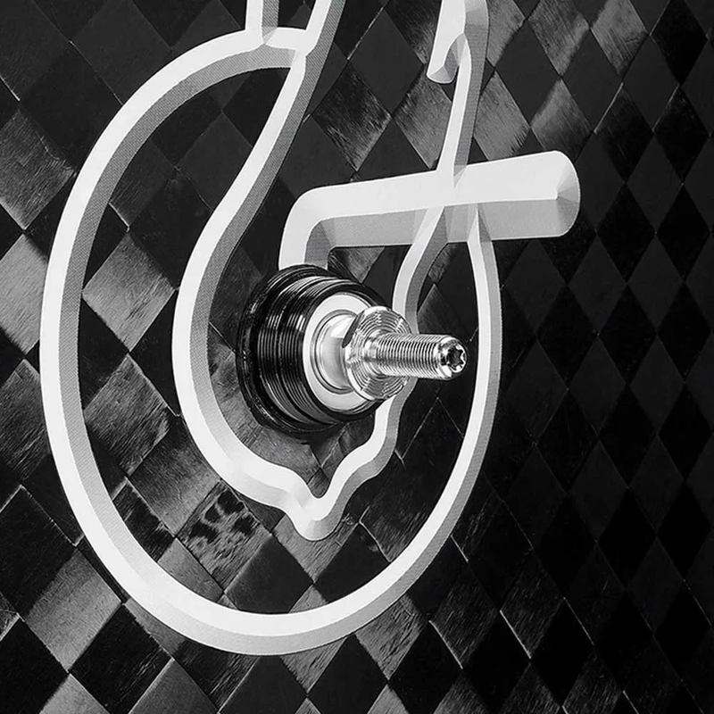 Roda dianteira Ghibli Tubular Track - Mercado de Luxo - O Maior E-Commerce de Bens, Produtos e Serviços de Luxo do Brasil.