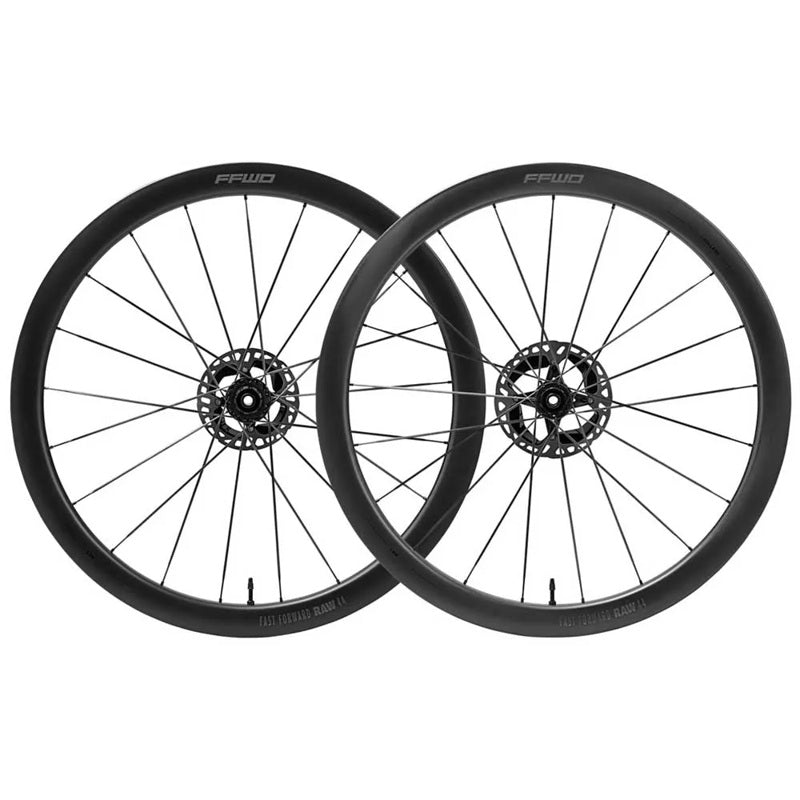 Conjunto de rodas de estrada Raw 44 Disc Tubeless - Mercado de Luxo - O Maior E-Commerce de Bens, Produtos e Serviços de Luxo do Brasil.