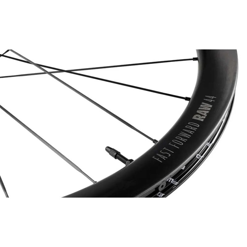 Conjunto de rodas de estrada Raw 44 Disc Tubeless - Mercado de Luxo - O Maior E-Commerce de Bens, Produtos e Serviços de Luxo do Brasil.