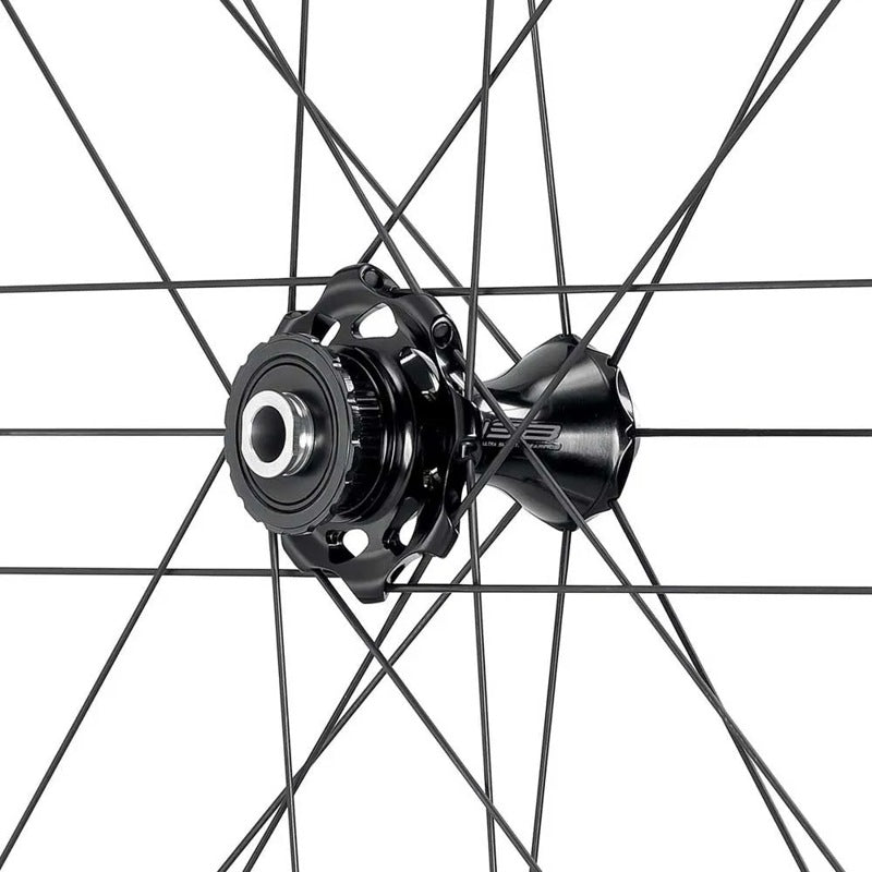 Conjunto de rodas de estrada Bora WTO 45 Opaco Disc CL Tubeless - Mercado de Luxo - O Maior E-Commerce de Bens, Produtos e Serviços de Luxo do Brasil.
