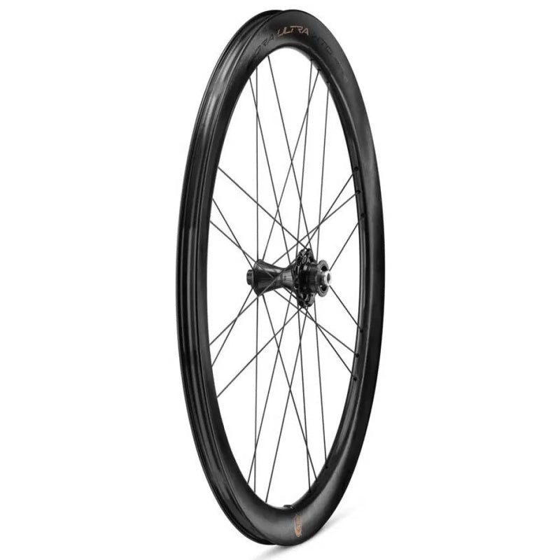 Conjunto de rodas de estrada Bora Ultra WTO 45 Disc Tubeless - Mercado de Luxo - O Maior E-Commerce de Bens, Produtos e Serviços de Luxo do Brasil.