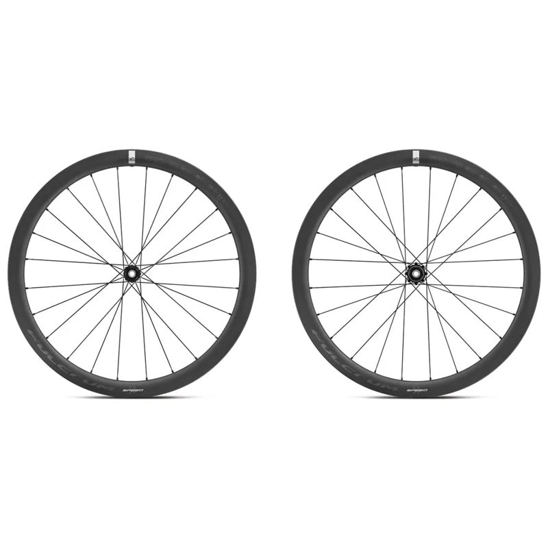 Conjunto de rodas de estrada Speed 42 DB 2WF Carbon 28´´ Disc Tubeless - Mercado de Luxo - O Maior E-Commerce de Bens, Produtos e Serviços de Luxo do Brasil.