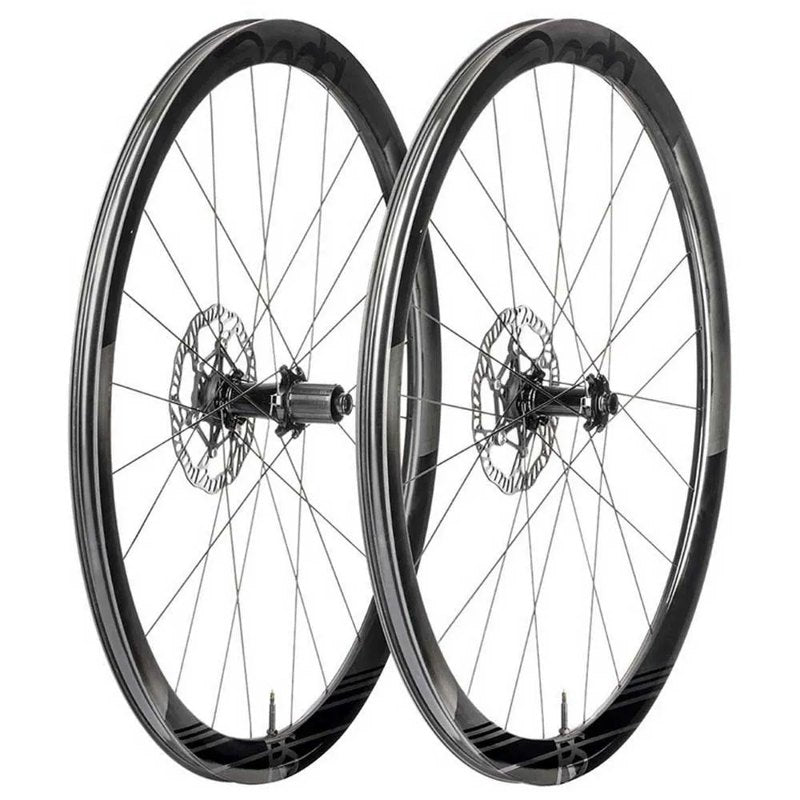Conjunto de rodas de estrada RS4DB CL Disc - Mercado de Luxo - O Maior E-Commerce de Bens, Produtos e Serviços de Luxo do Brasil.