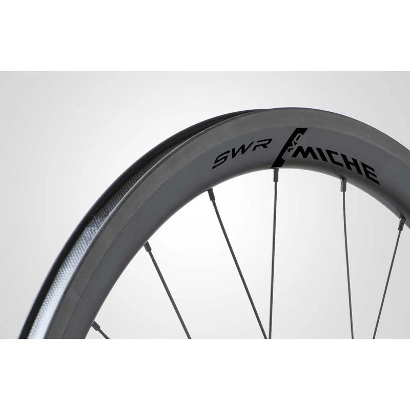 Conjunto de rodas de estrada SWR Rim 38 Tubeless - Mercado de Luxo - O Maior E-Commerce de Bens, Produtos e Serviços de Luxo do Brasil.