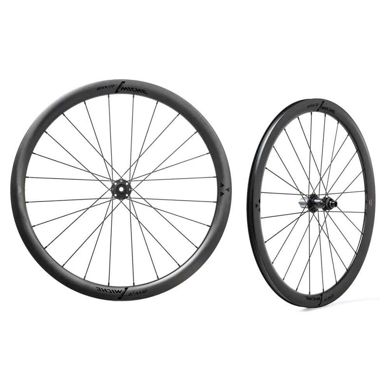 Conjunto de rodas de estrada SWR Evo 40 CL Disc Tubeless - Mercado de Luxo - O Maior E-Commerce de Bens, Produtos e Serviços de Luxo do Brasil.