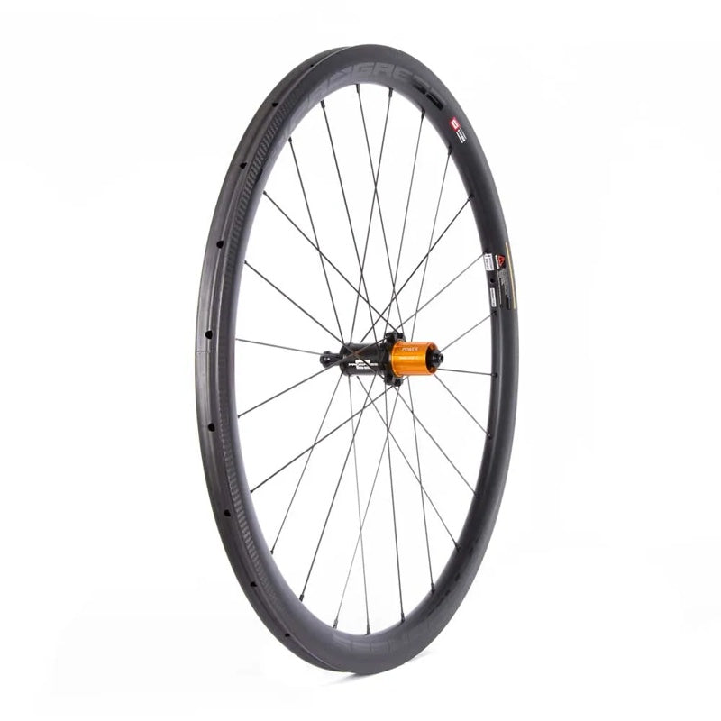 Roda traseira de estrada Air Tubular - Mercado de Luxo - O Maior E-Commerce de Bens, Produtos e Serviços de Luxo do Brasil.