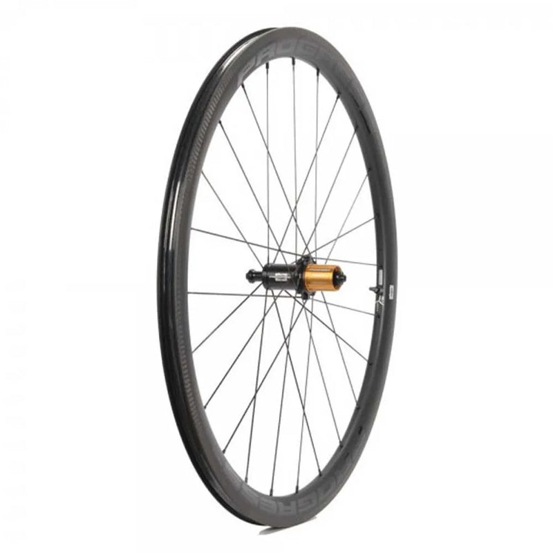 Roda traseira de estrada Aero Tubeless - Mercado de Luxo - O Maior E-Commerce de Bens, Produtos e Serviços de Luxo do Brasil.