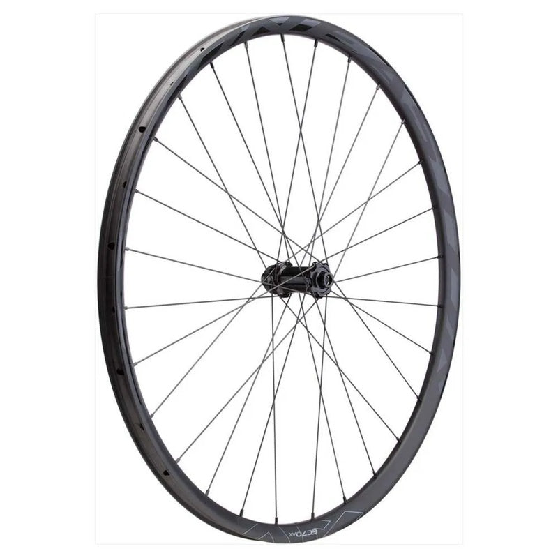 Roda dianteira EC70 AX Disc Tubeless - Mercado de Luxo - O Maior E-Commerce de Bens, Produtos e Serviços de Luxo do Brasil.