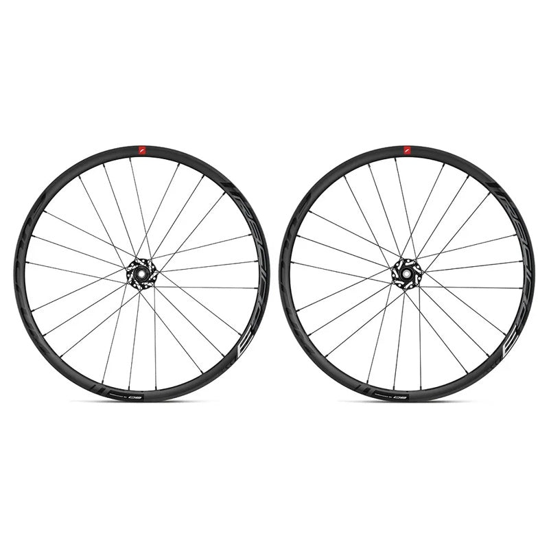 Conjunto de rodas de estrada Racing 3 DB C19 28´´ Tubeless - Mercado de Luxo - O Maior E-Commerce de Bens, Produtos e Serviços de Luxo do Brasil.