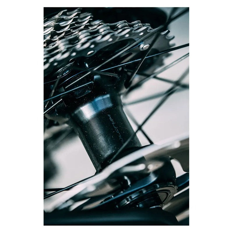Conjunto de rodas de estrada Racing 4 DB Disc Tubeless 700C - Mercado de Luxo - O Maior E-Commerce de Bens, Produtos e Serviços de Luxo do Brasil.