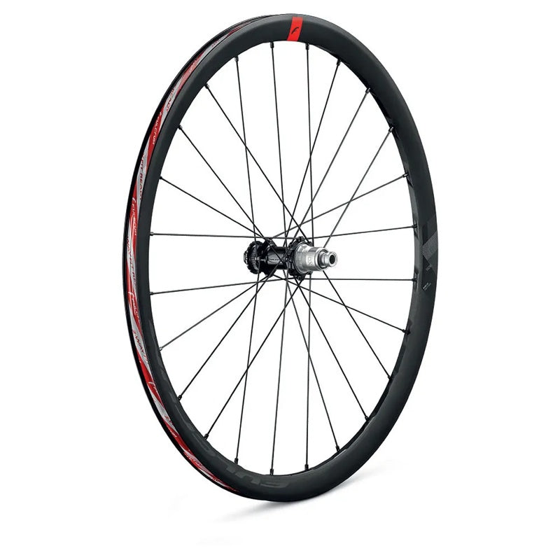 Conjunto de rodas de estrada Racing 4 DB Disc Tubeless 700C - Mercado de Luxo - O Maior E-Commerce de Bens, Produtos e Serviços de Luxo do Brasil.