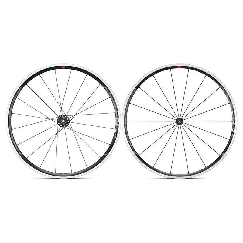 Conjunto de rodas de estrada Racing 6 C17 28´´ - Mercado de Luxo - O Maior E-Commerce de Bens, Produtos e Serviços de Luxo do Brasil.
