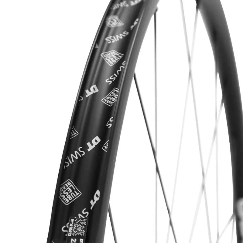 Roda traseira de estrada P 1800 Spline 20 700 CL Disc Tubeless - Mercado de Luxo - O Maior E-Commerce de Bens, Produtos e Serviços de Luxo do Brasil.