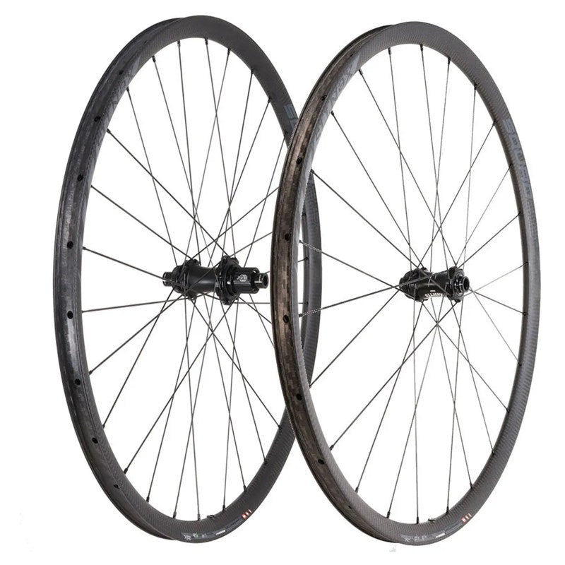 Conjunto de rodas de gravel Squad 2.5 CL Disc Tubeless - Mercado de Luxo - O Maior E-Commerce de Bens, Produtos e Serviços de Luxo do Brasil.