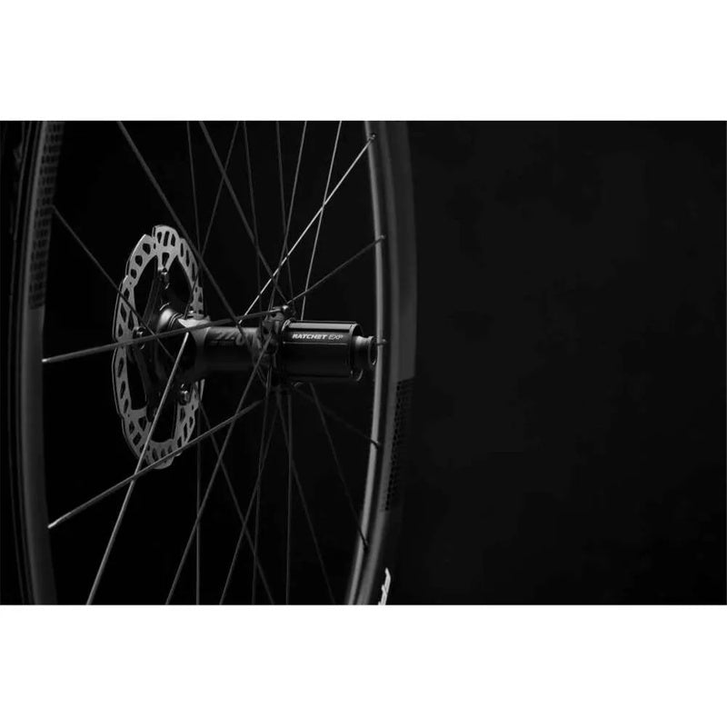 Conjunto de rodas de gravel Drift FCC DT240 CL Disc - Mercado de Luxo - O Maior E-Commerce de Bens, Produtos e Serviços de Luxo do Brasil.