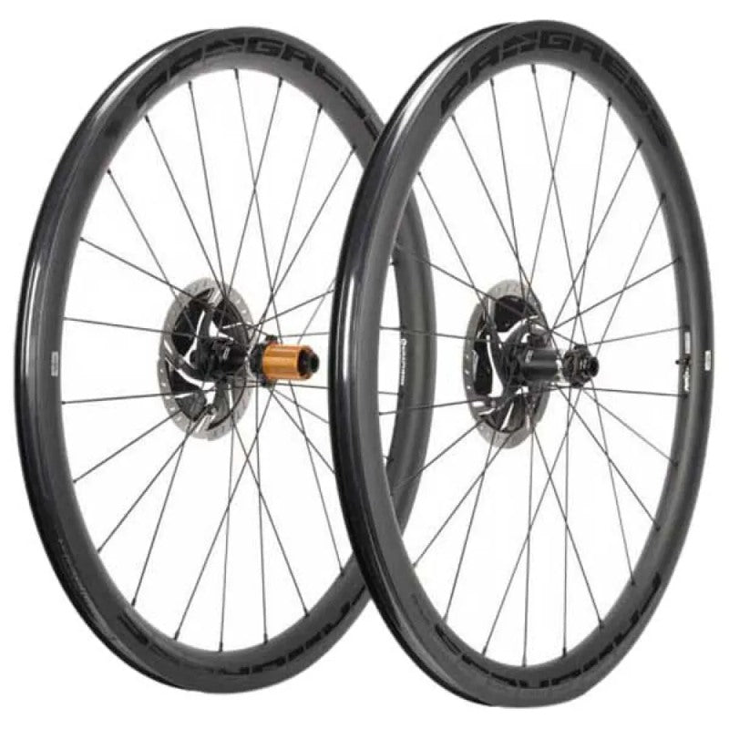 Conjunto de rodas de gravel GR40 Disc - Mercado de Luxo - O Maior E-Commerce de Bens, Produtos e Serviços de Luxo do Brasil.