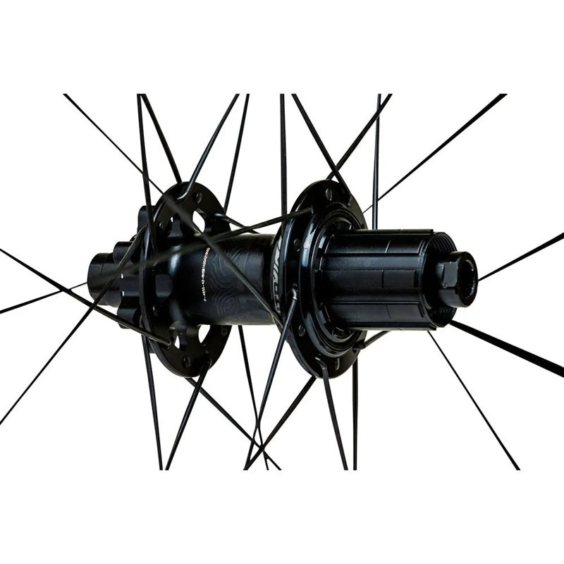 Roda dianteira de gravel CZR i23 28H 6B Disc Tubeless - Mercado de Luxo - O Maior E-Commerce de Bens, Produtos e Serviços de Luxo do Brasil.