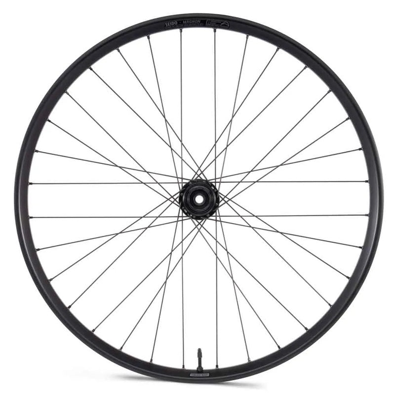Conjunto de rodas de gravel Magnon Thru-Axle Disc Tubeless - Mercado de Luxo - O Maior E-Commerce de Bens, Produtos e Serviços de Luxo do Brasil.