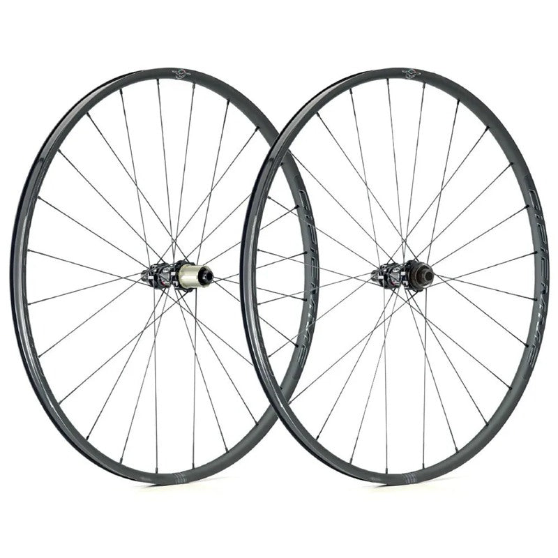 Par de rodas Gravel X CL Disc Tubeless - Mercado de Luxo - O Maior E-Commerce de Bens, Produtos e Serviços de Luxo do Brasil.