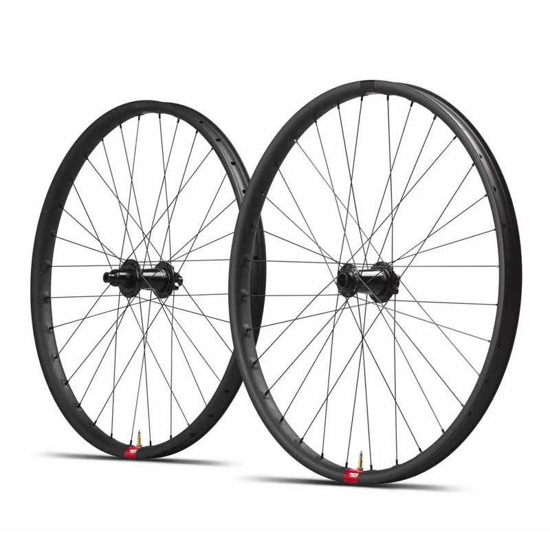 Par de rodas DH 29´´ i9 Hydra 110 Boost - Mercado de Luxo - O Maior E-Commerce de Bens, Produtos e Serviços de Luxo do Brasil.