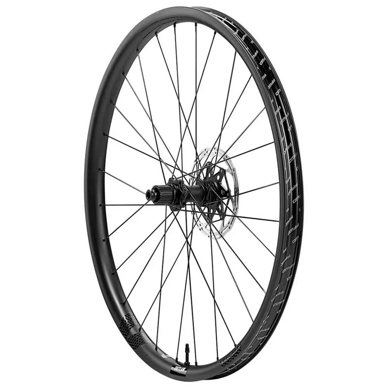 Conjunto de rodas MTB Outlaw 29´´ Boost Disc Tubeless - Mercado de Luxo - O Maior E-Commerce de Bens, Produtos e Serviços de Luxo do Brasil.