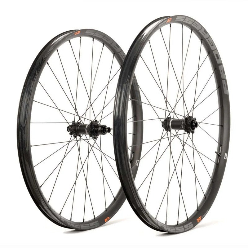Conjunto de rodas MTB MT Plus Mullet Nexo Hybrid Boost 29/27.5´´ - Mercado de Luxo - O Maior E-Commerce de Bens, Produtos e Serviços de Luxo do Brasil.