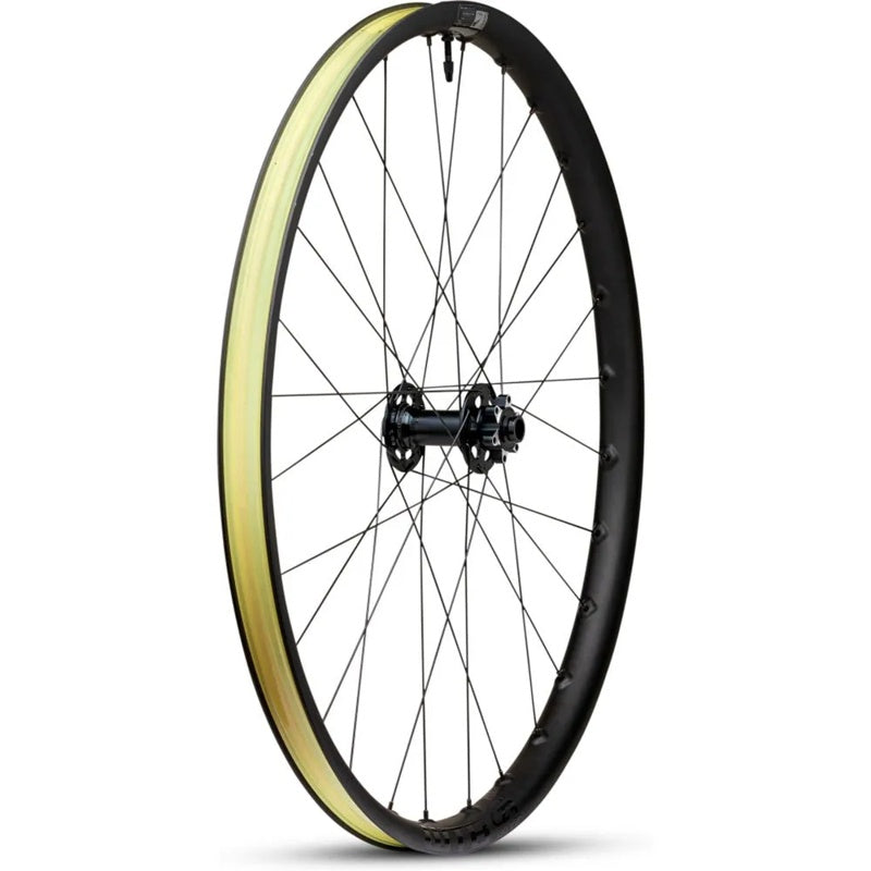 Roda dianteira de BTT CZR i30 x 29´´ 6B Disc Tubeless - Mercado de Luxo - O Maior E-Commerce de Bens, Produtos e Serviços de Luxo do Brasil.