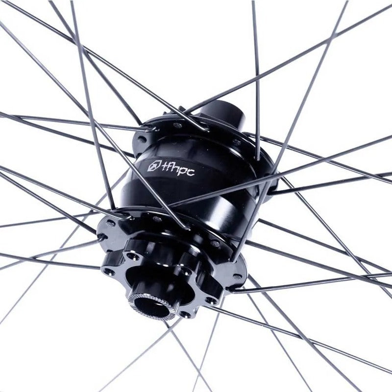 Conjunto de rodas de gravel Grinder Dynamo Hub Disc Tubeless - Mercado de Luxo - O Maior E-Commerce de Bens, Produtos e Serviços de Luxo do Brasil.