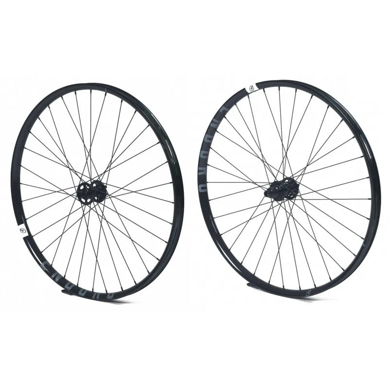 Conjunto de rodas MTB Enduro 29´´ Disc Tubeless - Mercado de Luxo - O Maior E-Commerce de Bens, Produtos e Serviços de Luxo do Brasil.