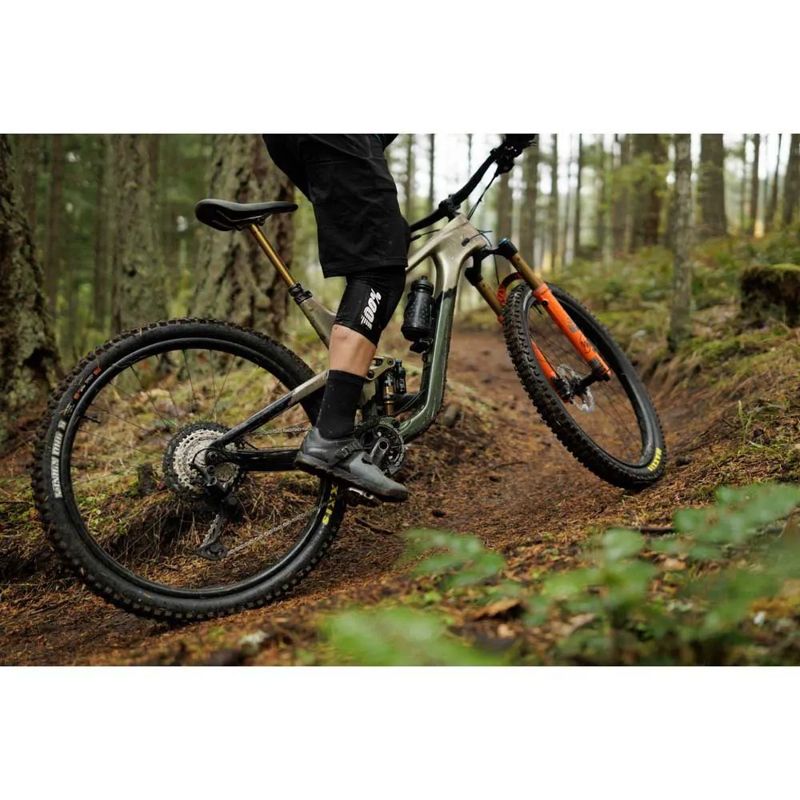 Roda dianteira de BTT TRX 29´´ Boost 6B Disc Tubeless Hookless - Mercado de Luxo - O Maior E-Commerce de Bens, Produtos e Serviços de Luxo do Brasil.