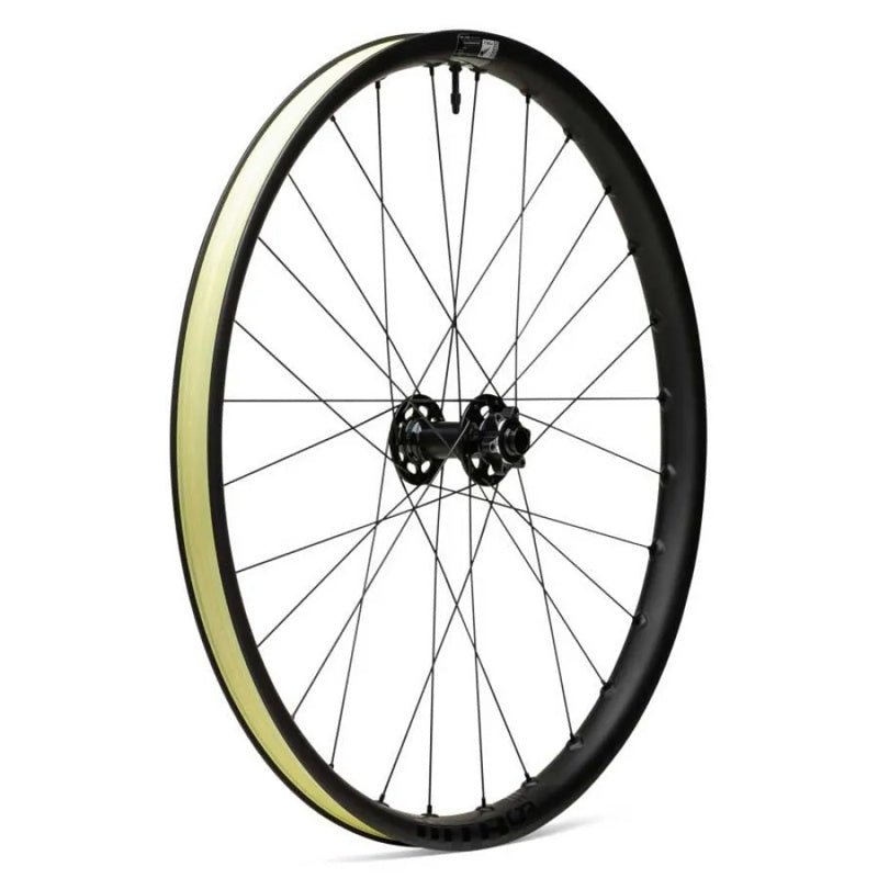Roda dianteira de BTT CZR i30 27.5´´ Disc Tubeless - Mercado de Luxo - O Maior E-Commerce de Bens, Produtos e Serviços de Luxo do Brasil.