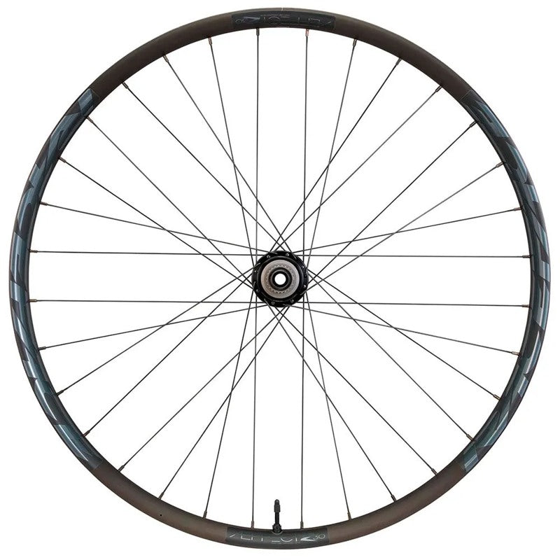 Roda traseira de MTB Aeffect R 27.5´´ 6B Disc Tubeless - Mercado de Luxo - O Maior E-Commerce de Bens, Produtos e Serviços de Luxo do Brasil.