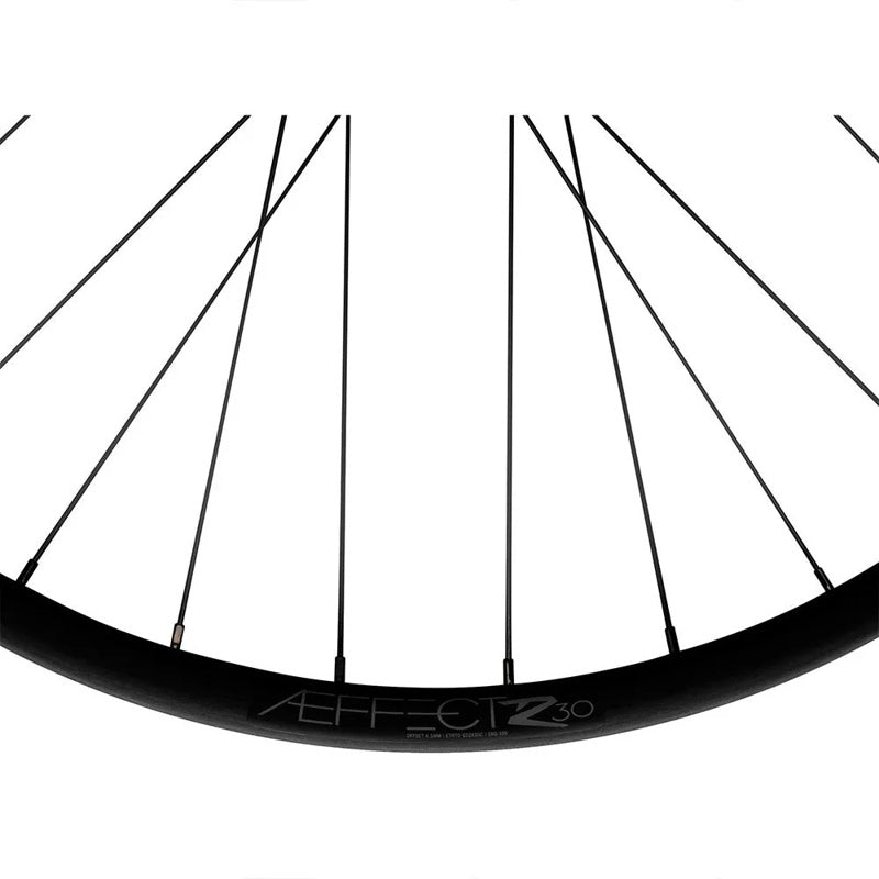 Roda traseira de MTB Aeffect R 27.5´´ 6B Disc Tubeless - Mercado de Luxo - O Maior E-Commerce de Bens, Produtos e Serviços de Luxo do Brasil.
