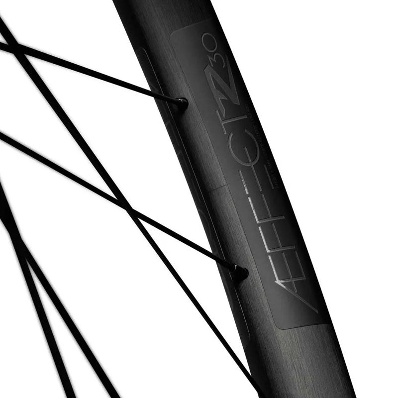 Roda traseira de MTB Aeffect R 27.5´´ 6B Disc Tubeless - Mercado de Luxo - O Maior E-Commerce de Bens, Produtos e Serviços de Luxo do Brasil.