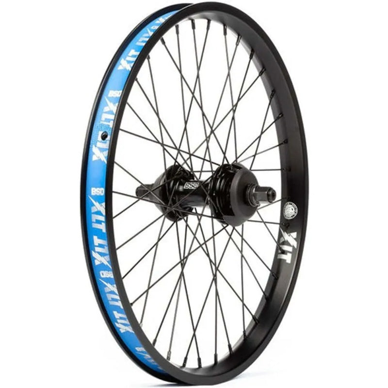 Roda traseira XLT Revolution - Mercado de Luxo - O Maior E-Commerce de Bens, Produtos e Serviços de Luxo do Brasil.